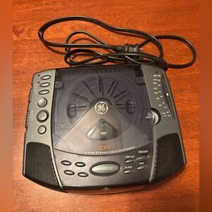 General Electric Black Dual Alarm Stereo CD Clock Radio vintage